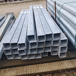 80x80x3 mm. stolpe til nedstøbning, længde: 1,75 m.