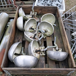 11 stk. brugte rustfri drikkekopper med ventil