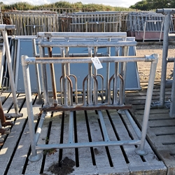 Brugte kirkestolslåger længde: 1-2 m R1