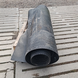 Restparti: 4 mm. topdug bredde: 1,70 m. længde: 22,5 m.