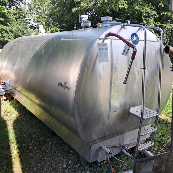 1 stk. brugt "Røka" køletank 8000 l. 470x190x230 cm. Tank 10