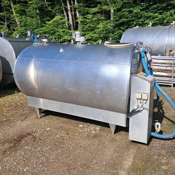 1 stk. brugt "Røka" køletank 4000 l. 280x160x180 cm. Tank 8