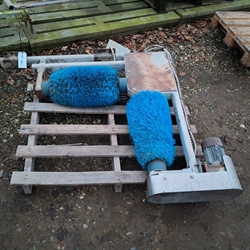 1 stk. brugt kobørste med motor, Nr 36 