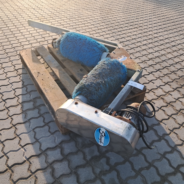 1 stk. brugt Strangko kobørste med motor, Nr 37