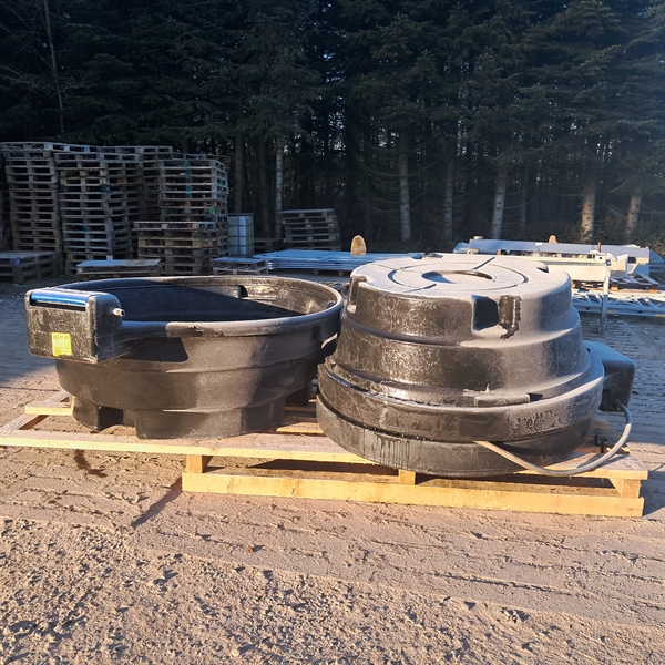 3 stk. brugte marktrug 1000 liter