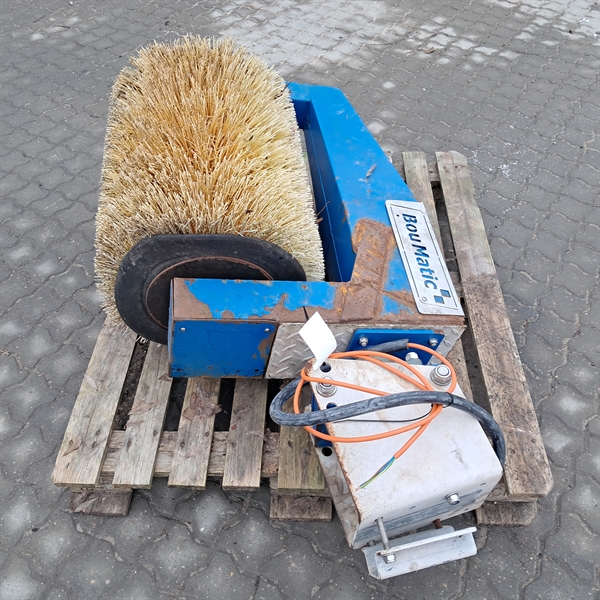 1 stk. brugt kobørste med motor, Nr 38
